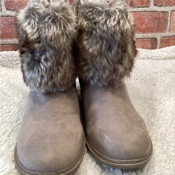 ANA Womens Taupe gray wedge Ankle boots size 10 - Picture 3 of 9